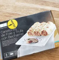 Canelones de foie y trufa con bechamel