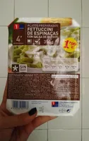 Fettuccini de espinacas con salsa de quesos