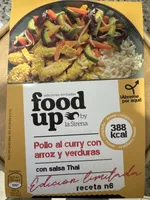 Pollo al curry con arroz y verduras