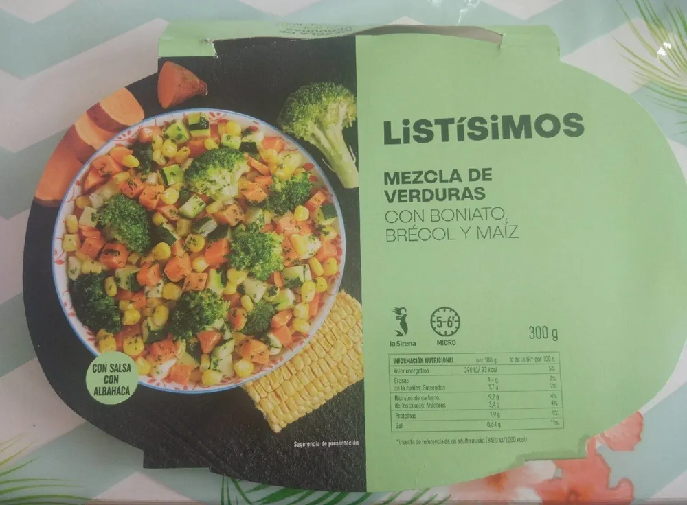 Mezcla de verduras con boniato, brécol y maíz
