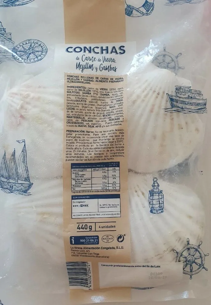 Conchas de carne de vieira, mejillón y gambas