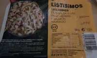 Tallarines con salsa a las finas hierbas y salmón ahumado