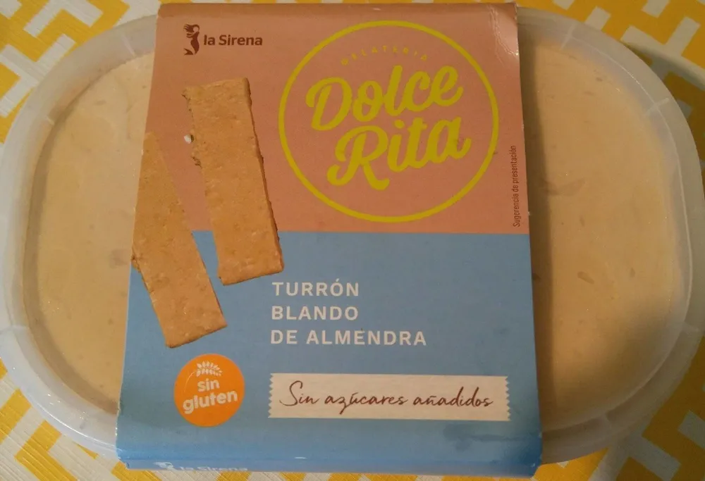 Helado de turrón blando de almendra