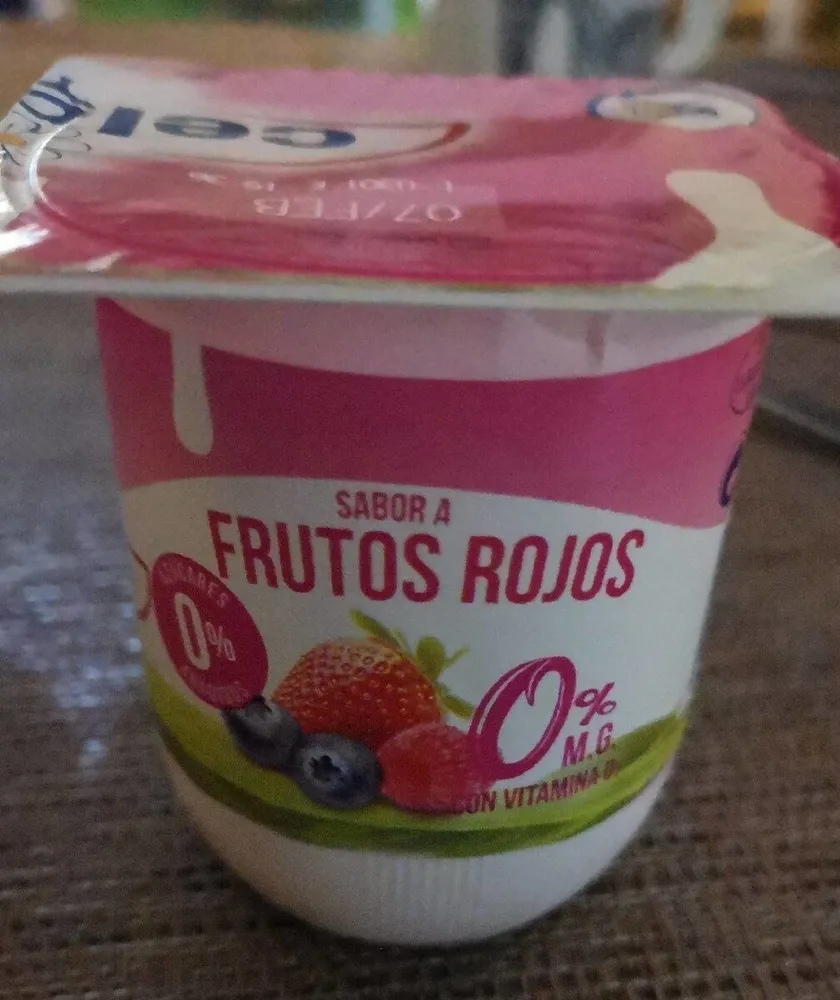 Yogurt frutos rojos 0% grasas con vitamina D