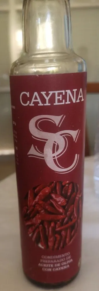 Condimento preparado de aceite de oliva con cayena