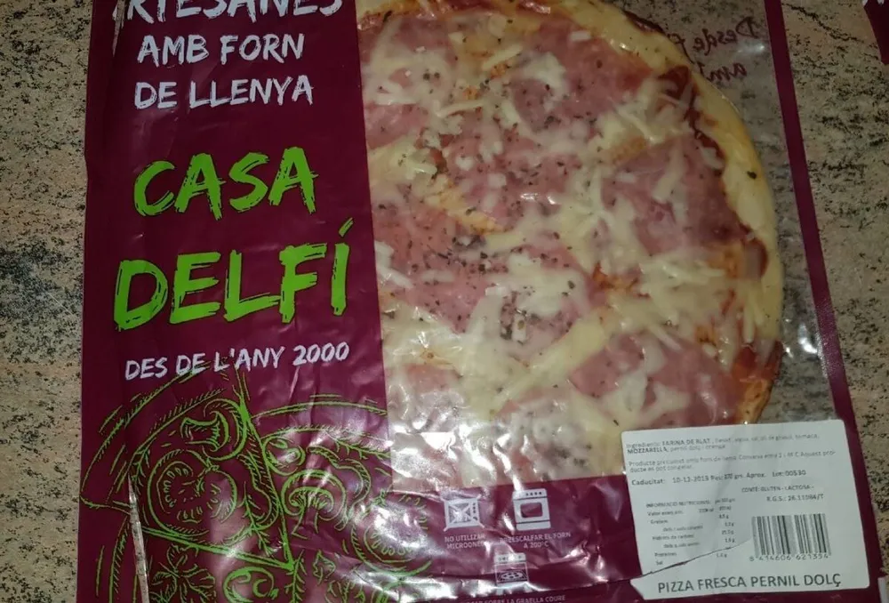 Pizza fresca pernil dolç
