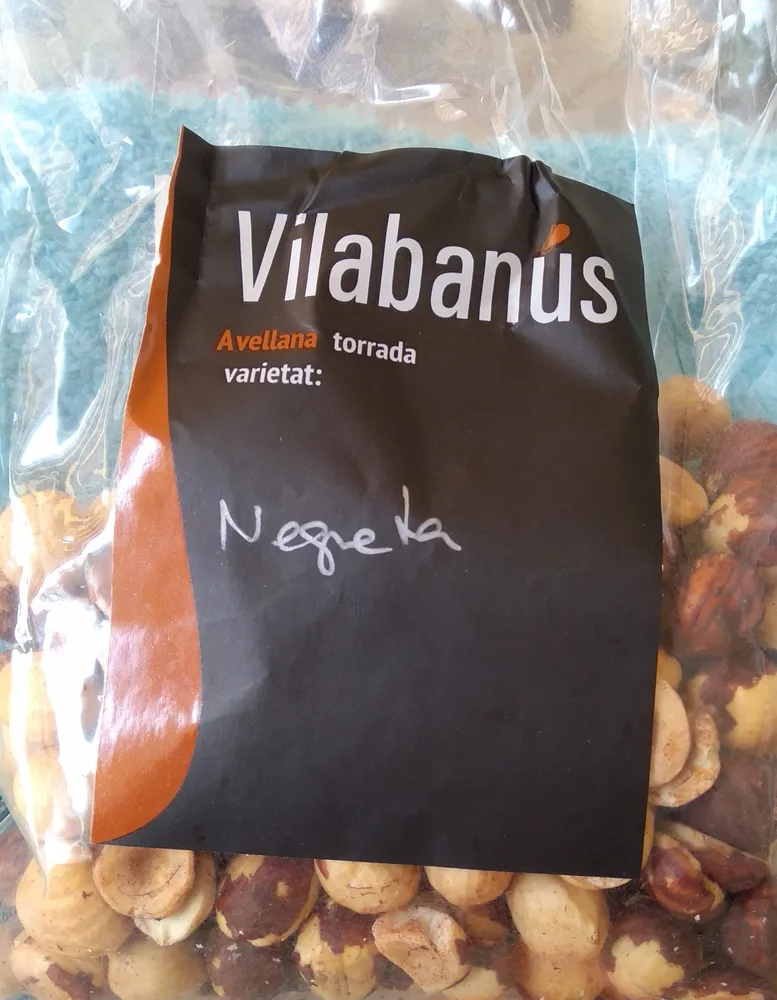 Avellana torrada negreta
