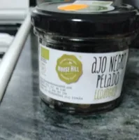 Gousses pelées d'ail noir bioajo negro