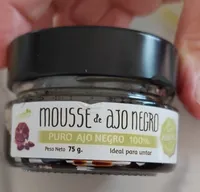 Mousse de Ajo negro