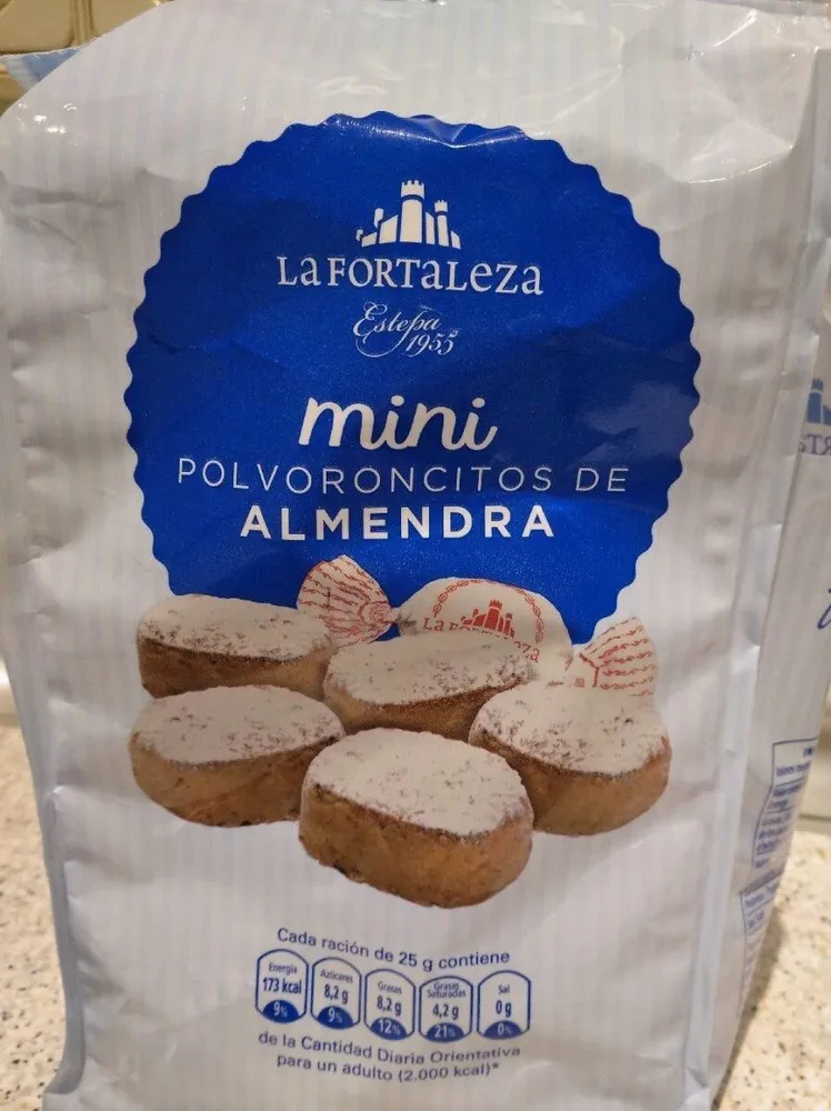 Mini polvoroncitos de almendra
