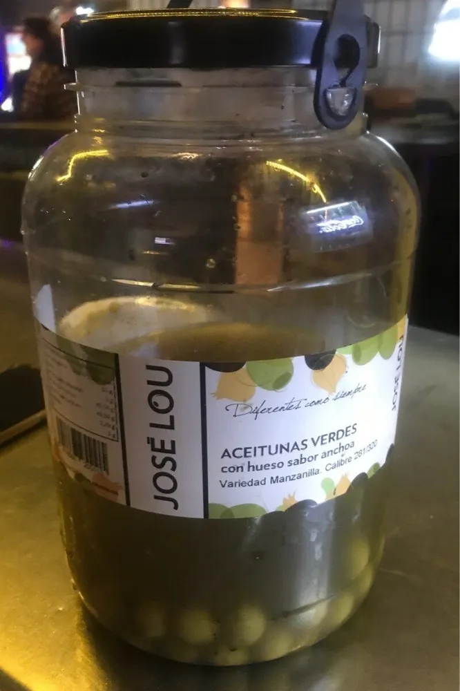 Aceitunas verdes con hueso sabor a anchoa