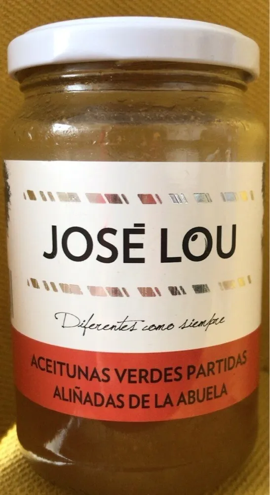 Aceitunas verdes partidas aliñadas de la abuela