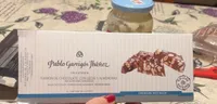Turron de chocolate con leche y almendra