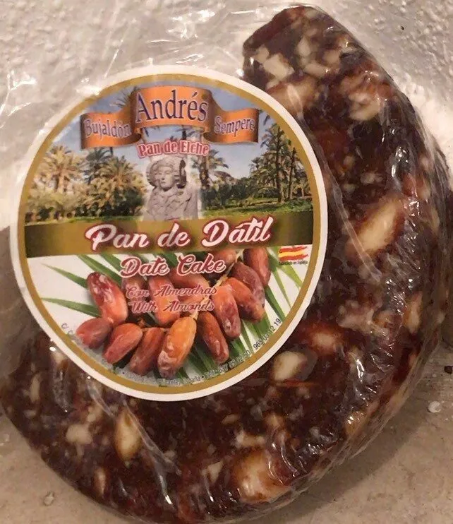 Pan Dátil con almendras
