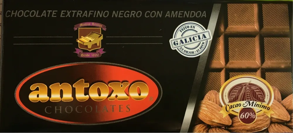 Chocolate extrafino negro con Amendoa