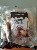 Croissants con crema de cacao y avellanas
