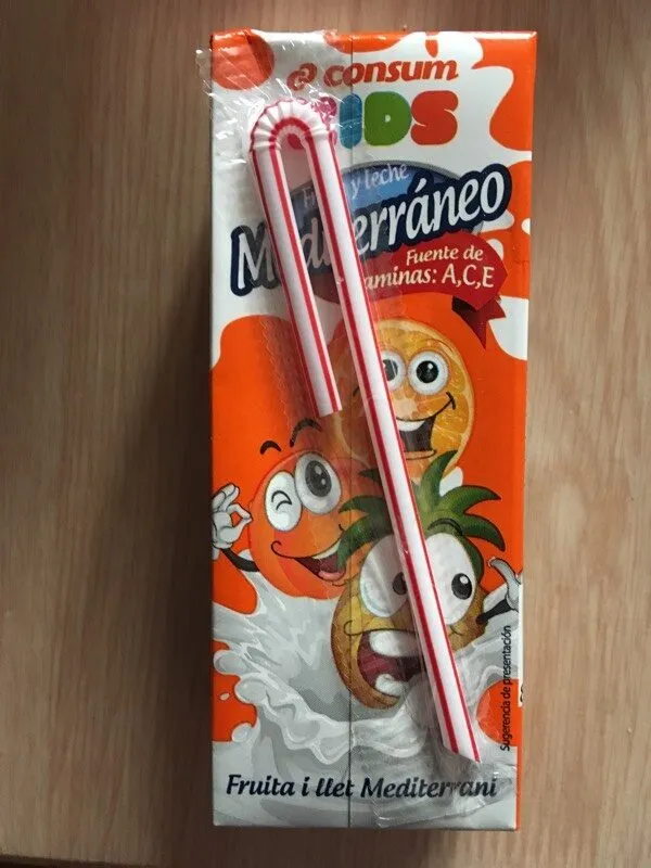 Fruta y leche mediterráneo kids