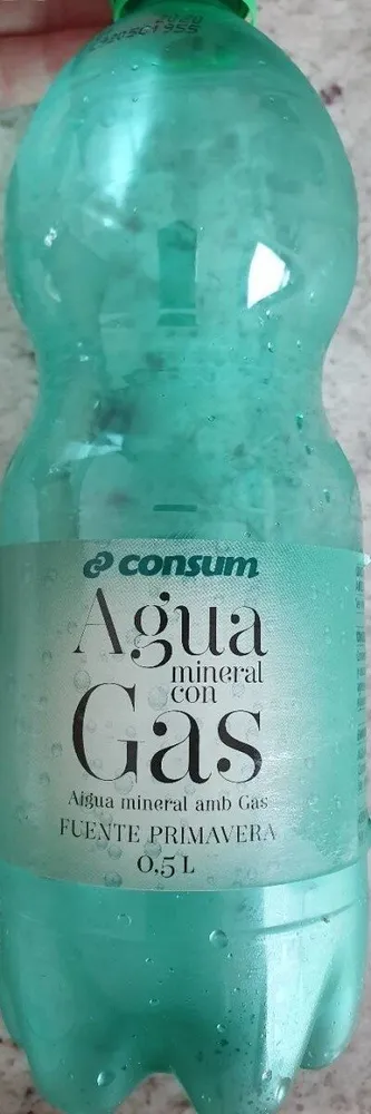 Agua mineral con gas
