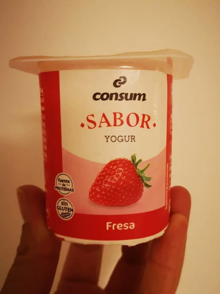 Yogurt azucarado sabor a fresa