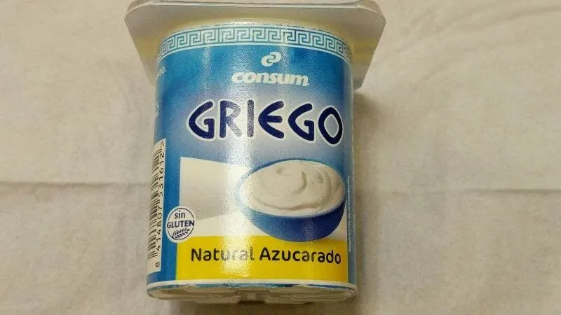 Yogur griego azucarado
