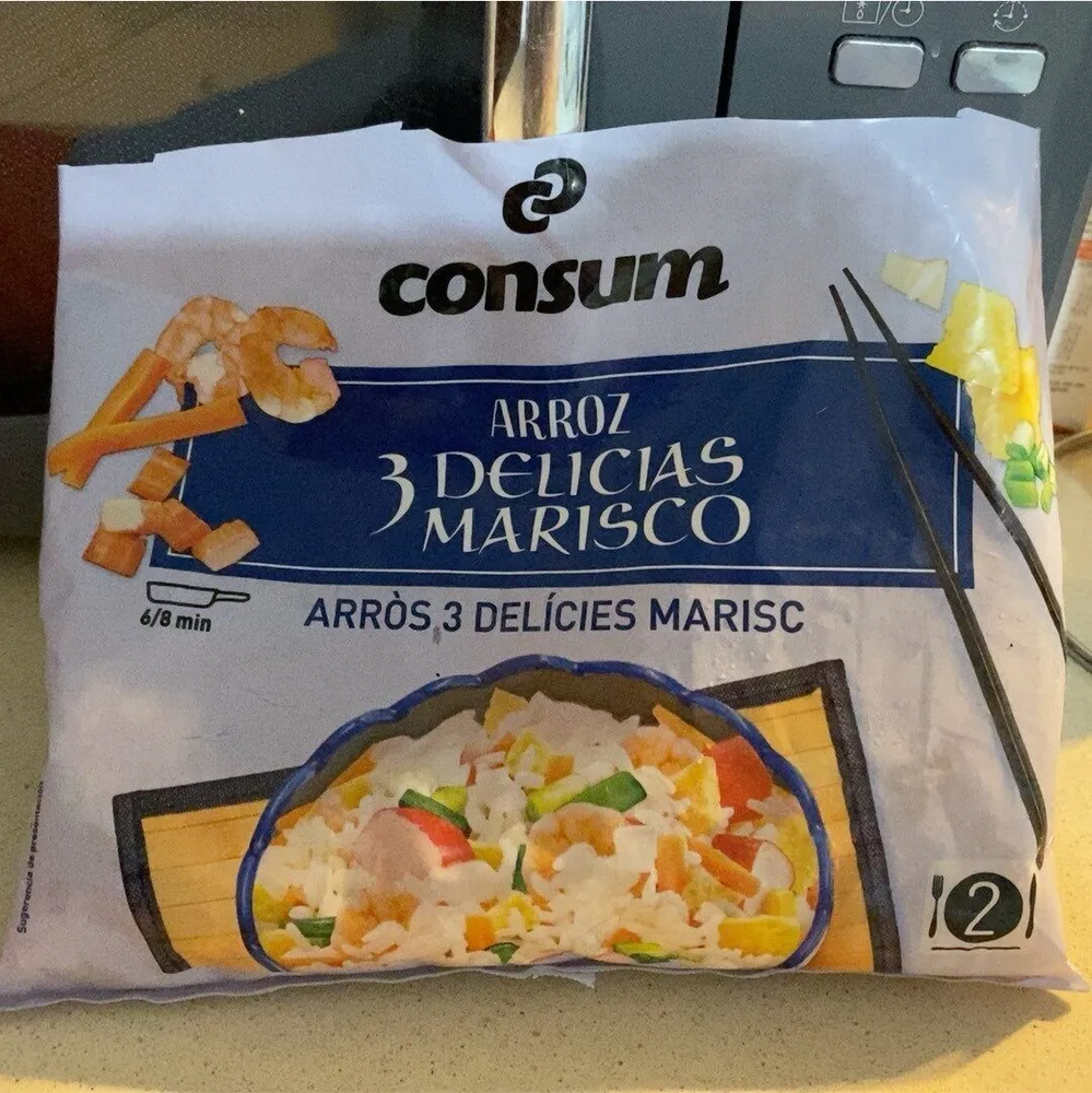 Arroz 3 delicias con marisco