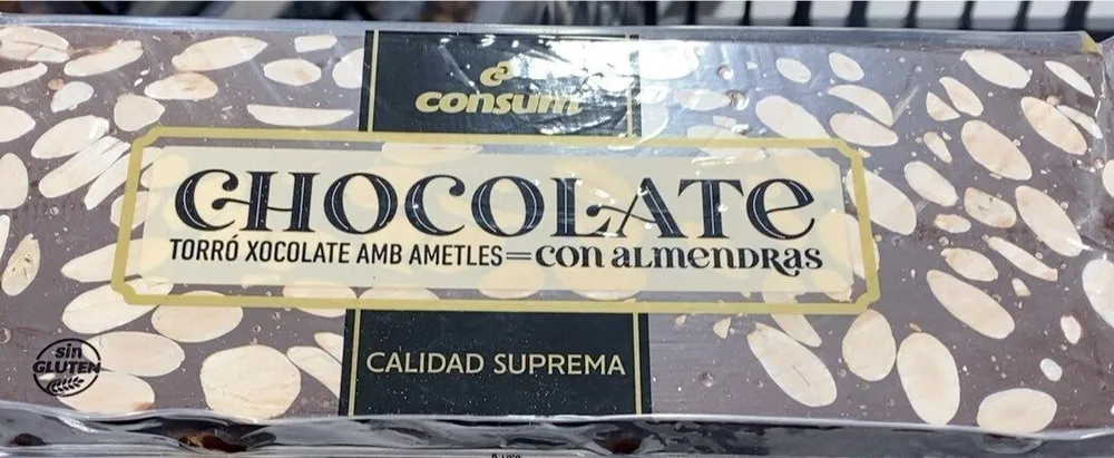 Turrón de chocolate con almendras