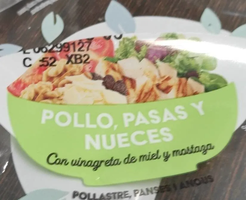 Pollo pasa y nueces