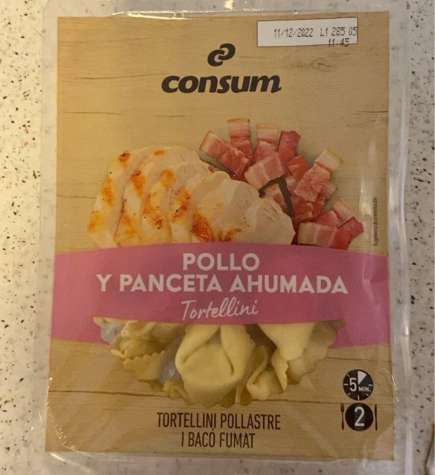 Tortellini de pollo y panceta ahumada