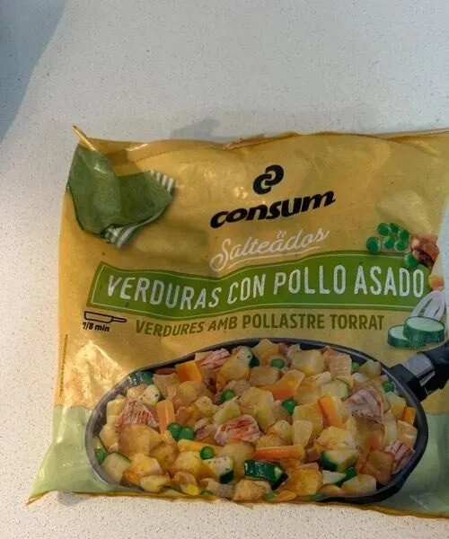 Verduras con pollo asado