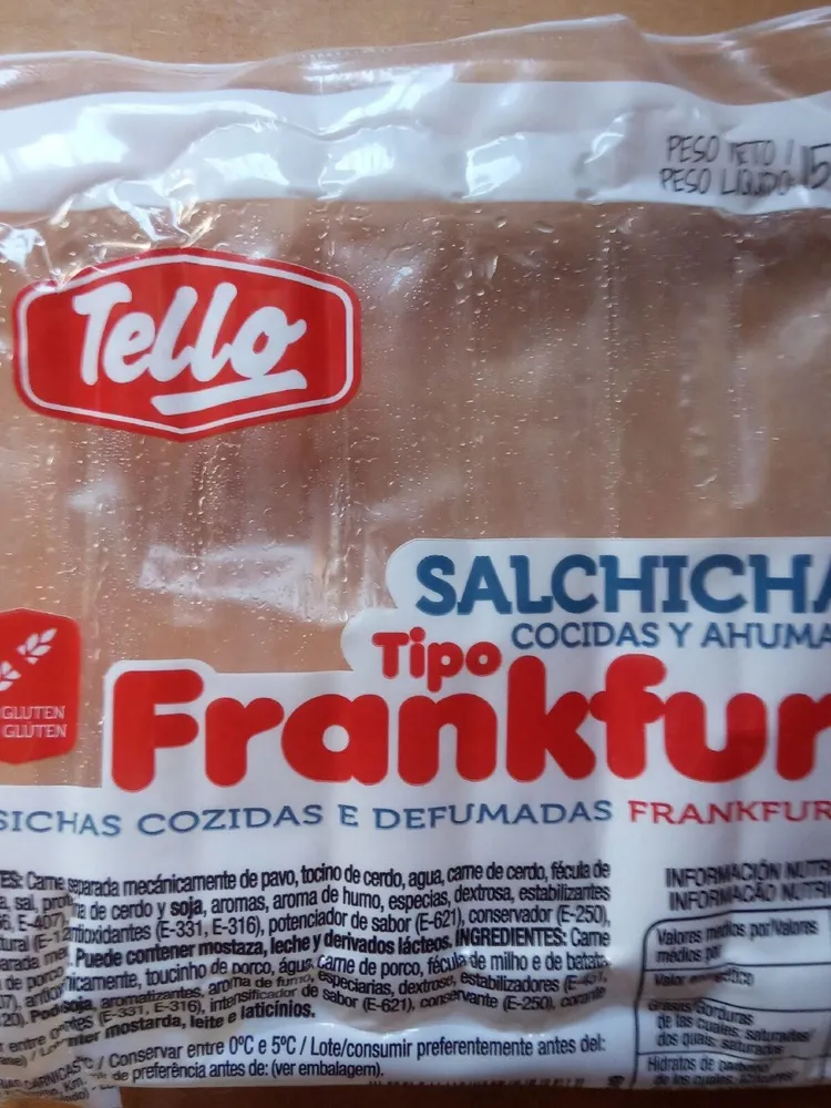 Salchichas cocidas y ahumadas tipo Frankfurt