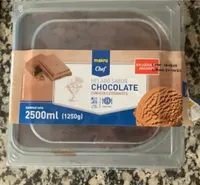 Helado sabor chocolate con edulcorantes