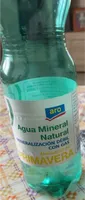 Agua mineral natural