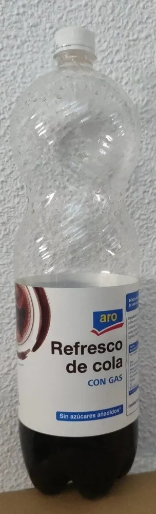 Refresco de cola con gas