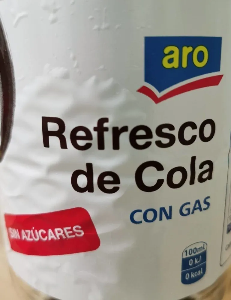 Refresco de cola con gas