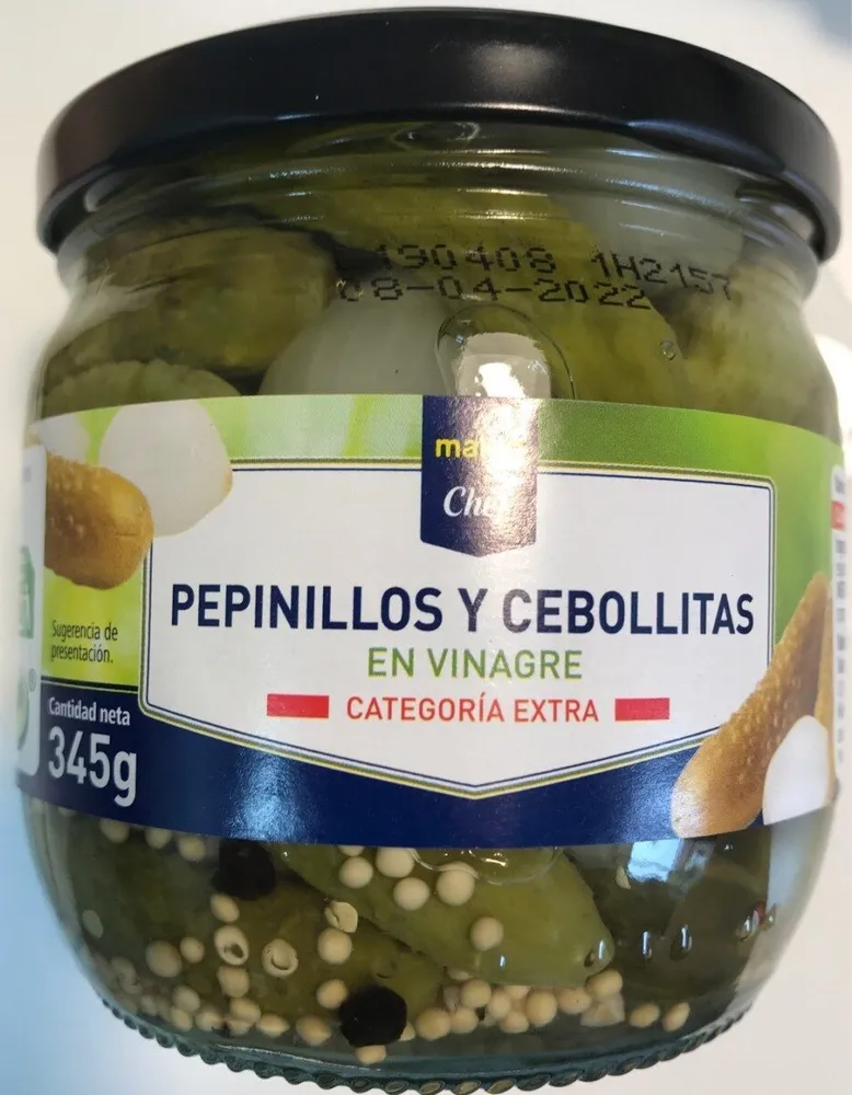 Pepinillos y cebollitas