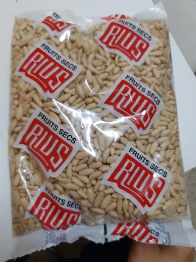 Pinyons B. 1KG.