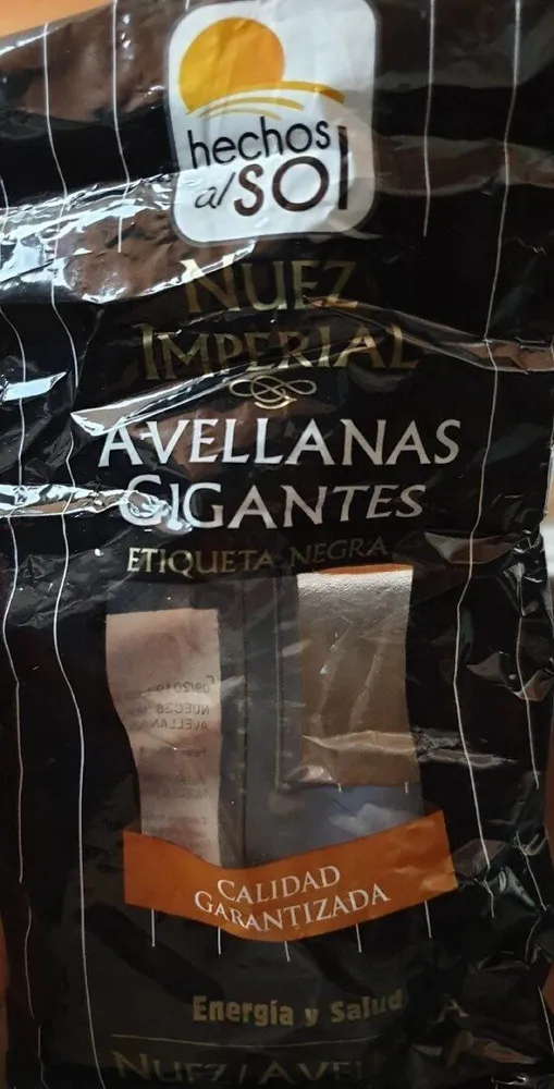 Nuez Imperial y Avellanas Gigantes