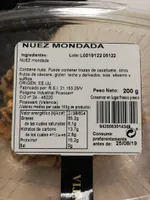 Nuez mondada