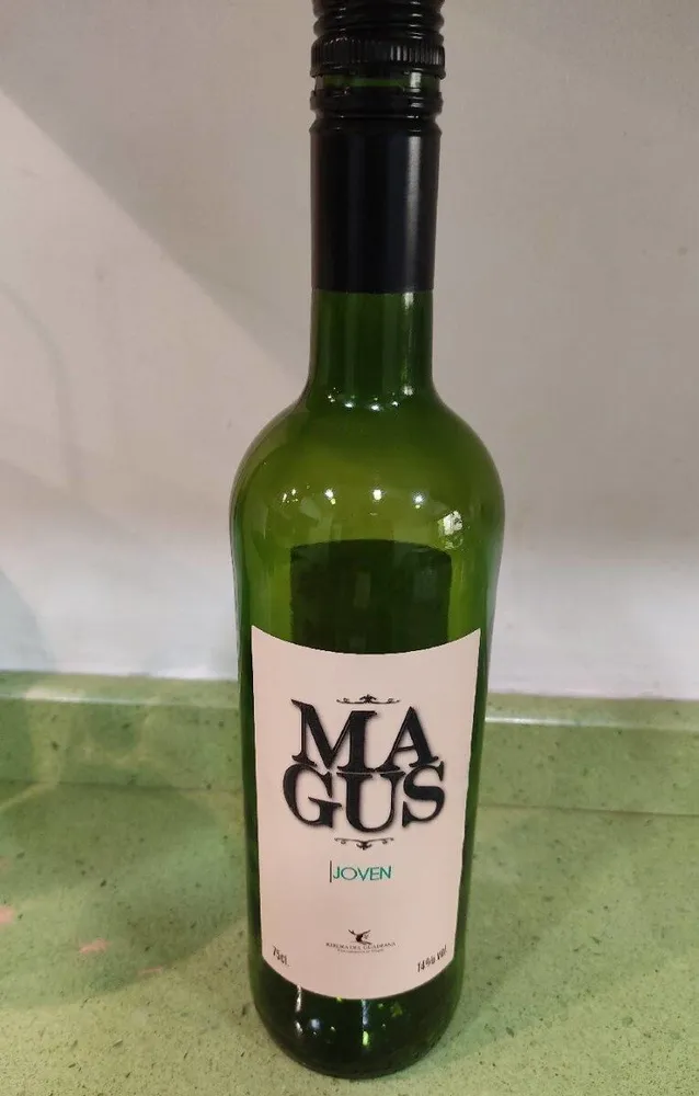 Vino joven