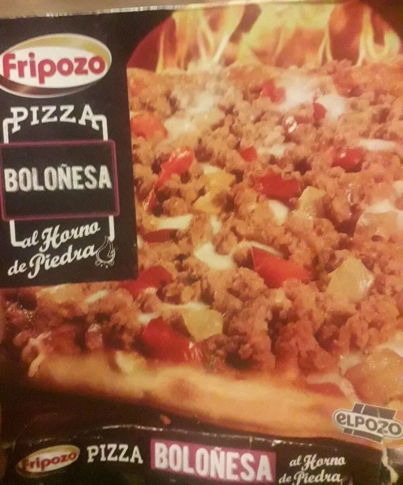 Pizza boloñesa al horno de piedra