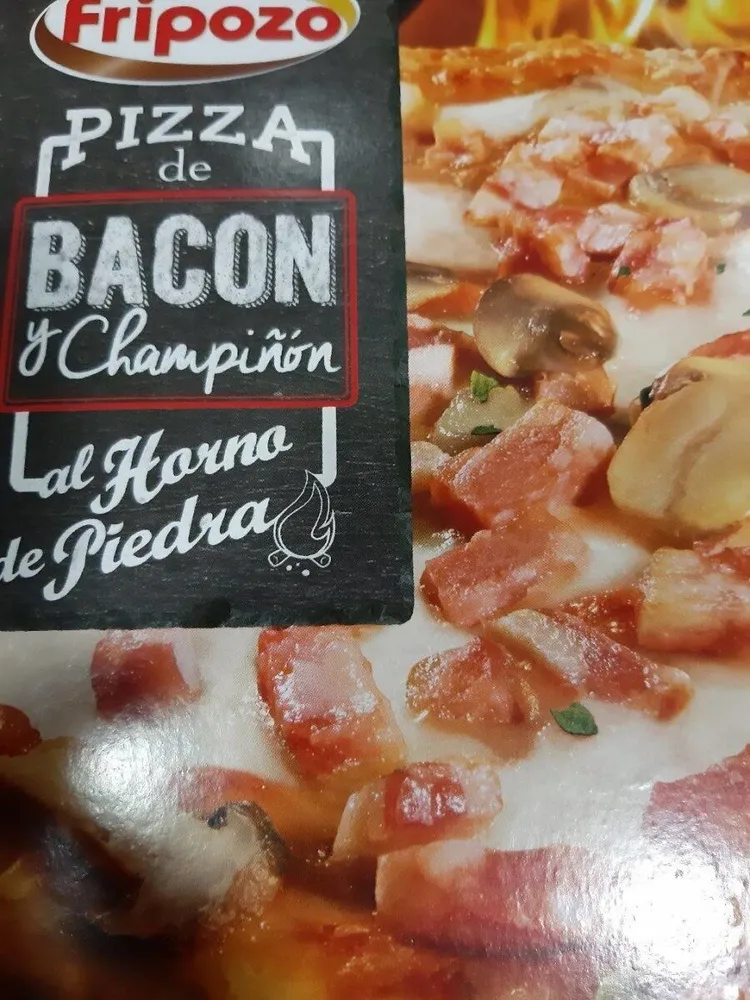 Pizza de baicon y champiñon