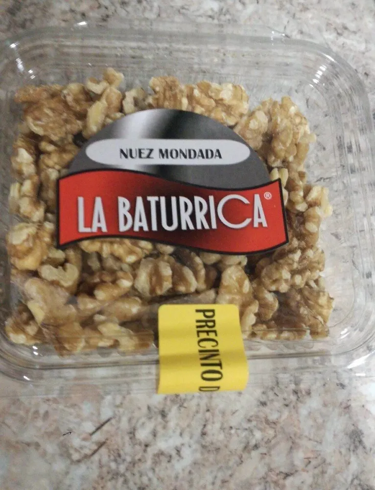 Nuez mondada