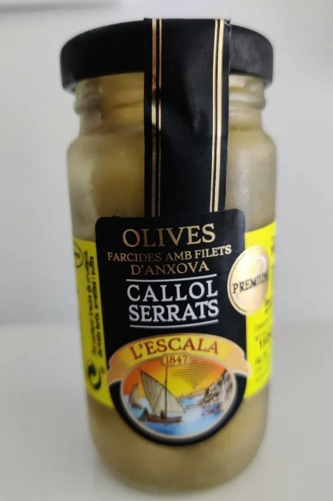 Olives farcides amb filets d'anxova