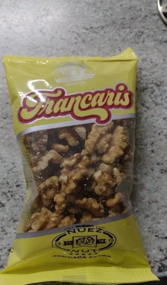 Nuez mondada