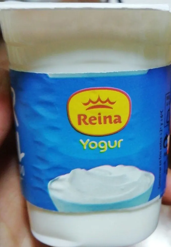 Yogur natural azucarado