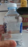 Agua mineral natural