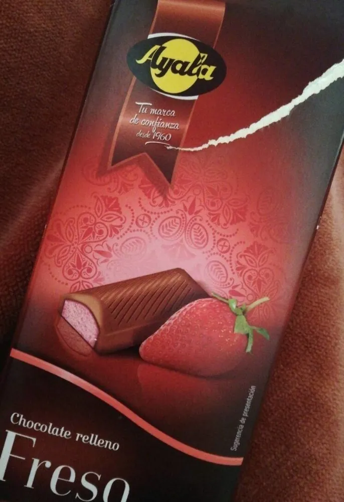 Chocolate relleno de fresa