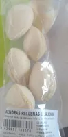 Almendras rellenas de almendra