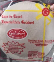 Coca de turrón mallorquín