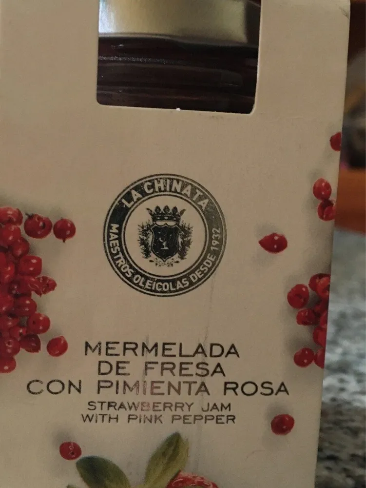 Mermelada de fresa con pimienta rosa